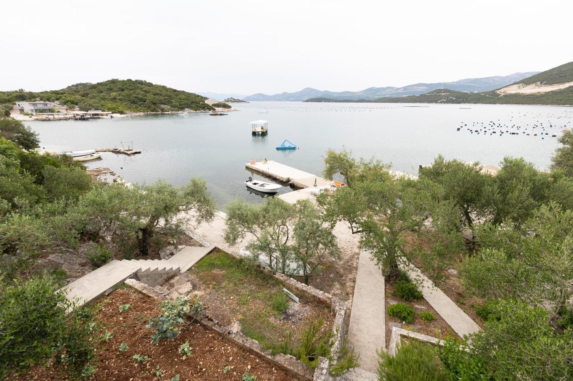 Apartments By The Sea Zuronja, Peljesac - 10137 Brijesta Екстериор снимка